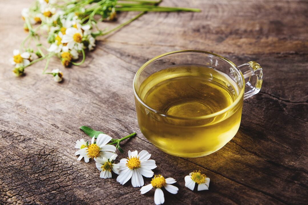 Mint-chamomile tea will relieve pain from cervical osteochondrosis